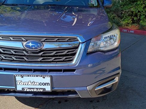 Used 2017 Subaru Forester 2.5i Premium AWD/4WD image 9