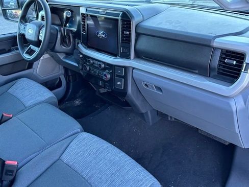 New 2026 Ford F250 XLT w/ XLT Premium Package AWD/4WD image 25