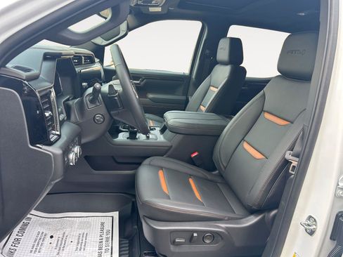 New 2026 GMC Sierra 1500 AT4 image 9