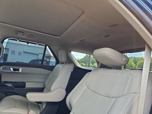 Used 2020 Ford Explorer Platinum AWD/4WD image 15