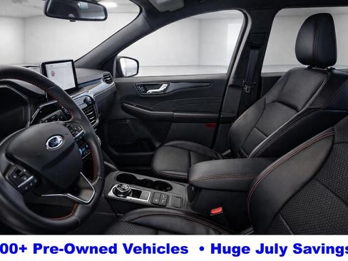 Used 2023 Ford Escape ST-Line Select AWD/4WD image 16
