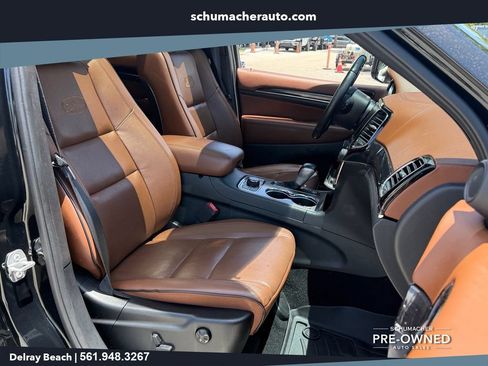 Used 2020 Jeep Grand Cherokee Overland AWD/4WD image 22