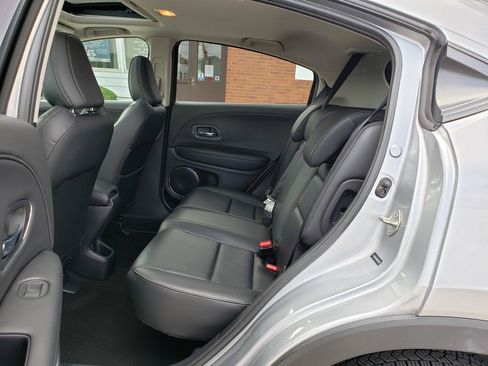 Used 2019 Honda HR-V EX-L image 11