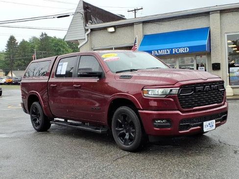 Used 2025 RAM 1500 Big Horn AWD/4WD image 1