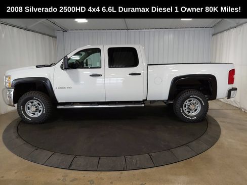 Used 2008 Chevrolet Silverado 2500 W/T AWD/4WD image 2