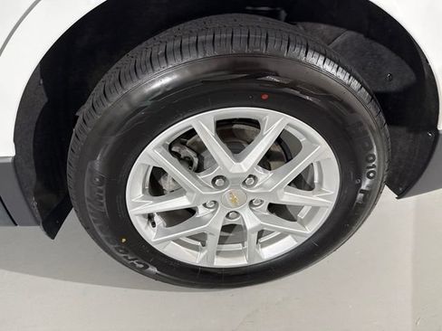 Used 2024 Chevrolet Equinox LT AWD/4WD image 6