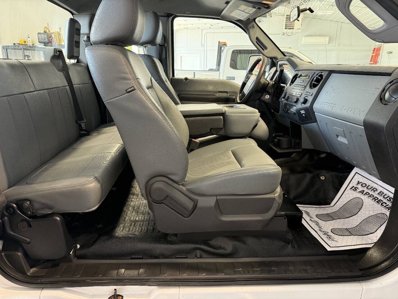 Used 2015 Ford F250 XL w/ FX4 Off-Road Package AWD/4WD image 16