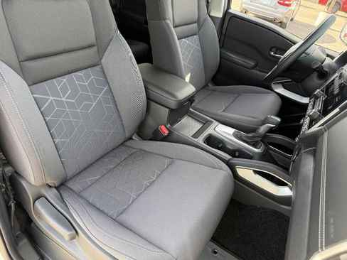 New 2026 Nissan Frontier SV w/ Tow Package image 11