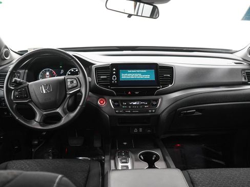 Used 2024 Honda Ridgeline Sport image 16