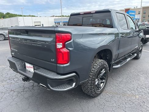 Used 2019 Chevrolet Silverado 1500 LT Trail Boss AWD/4WD image 9