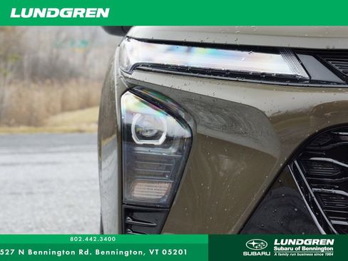 Used 2024 Chevrolet Trax ACTIV w/ Sunroof Package image 36