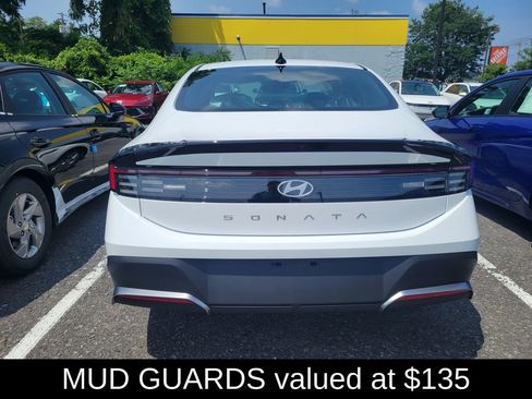 Used 2025 Hyundai Sonata SE FWD image 7