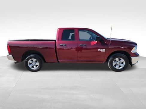 Used 2024 RAM 1500 Classic SLT image 9