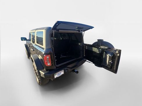 Used 2023 Ford Bronco Wildtrak image 22