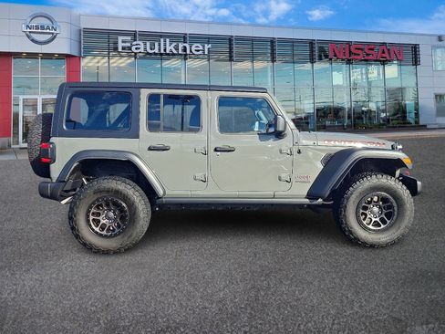 Used 2022 Jeep Wrangler Unlimited Rubicon w/ Xtreme Recon 35" Tire Package image 7