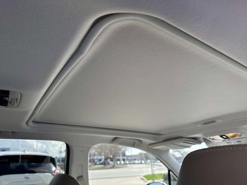 Used 2017 Subaru Forester 2.5i Limited image 10