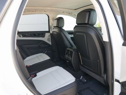 New 2025 Porsche Cayenne Turbo image 26