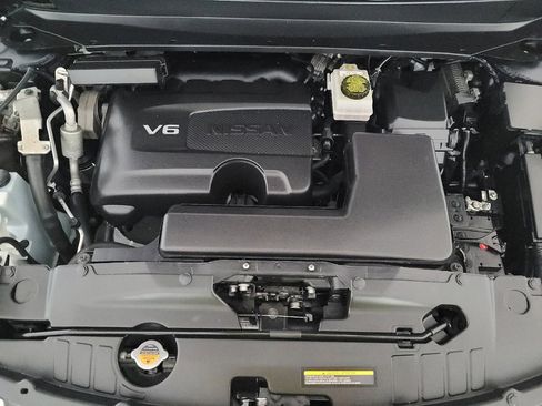 Used 2020 Nissan Pathfinder SL AWD/4WD image 30