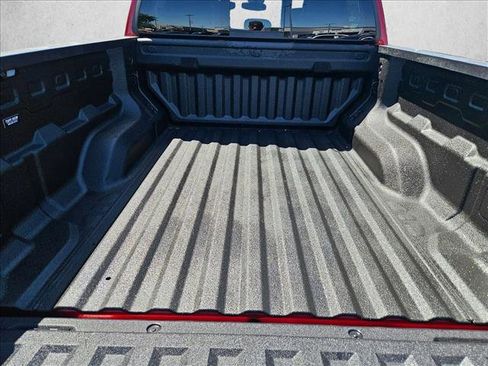Used 2025 Chevrolet Colorado Trail Boss AWD/4WD image 6