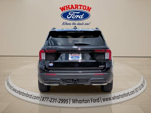 New 2026 Ford Explorer ST-Line w/ ST-Line Street Pack AWD/4WD image 5