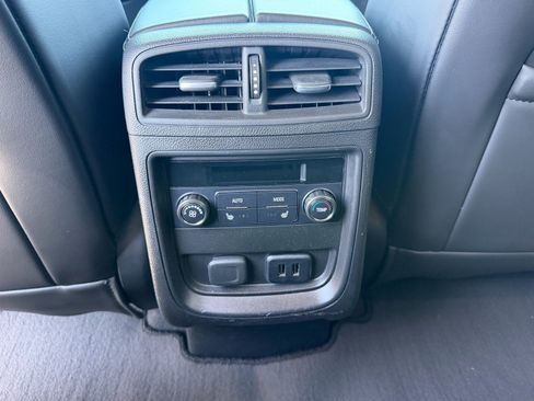 Used 2016 Buick Envision Premium AWD/4WD image 17