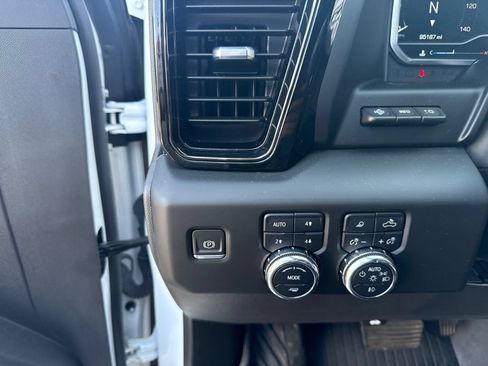 Used 2023 GMC Sierra 1500 AT4X w/ AT4X AEV Edition AWD/4WD image 20