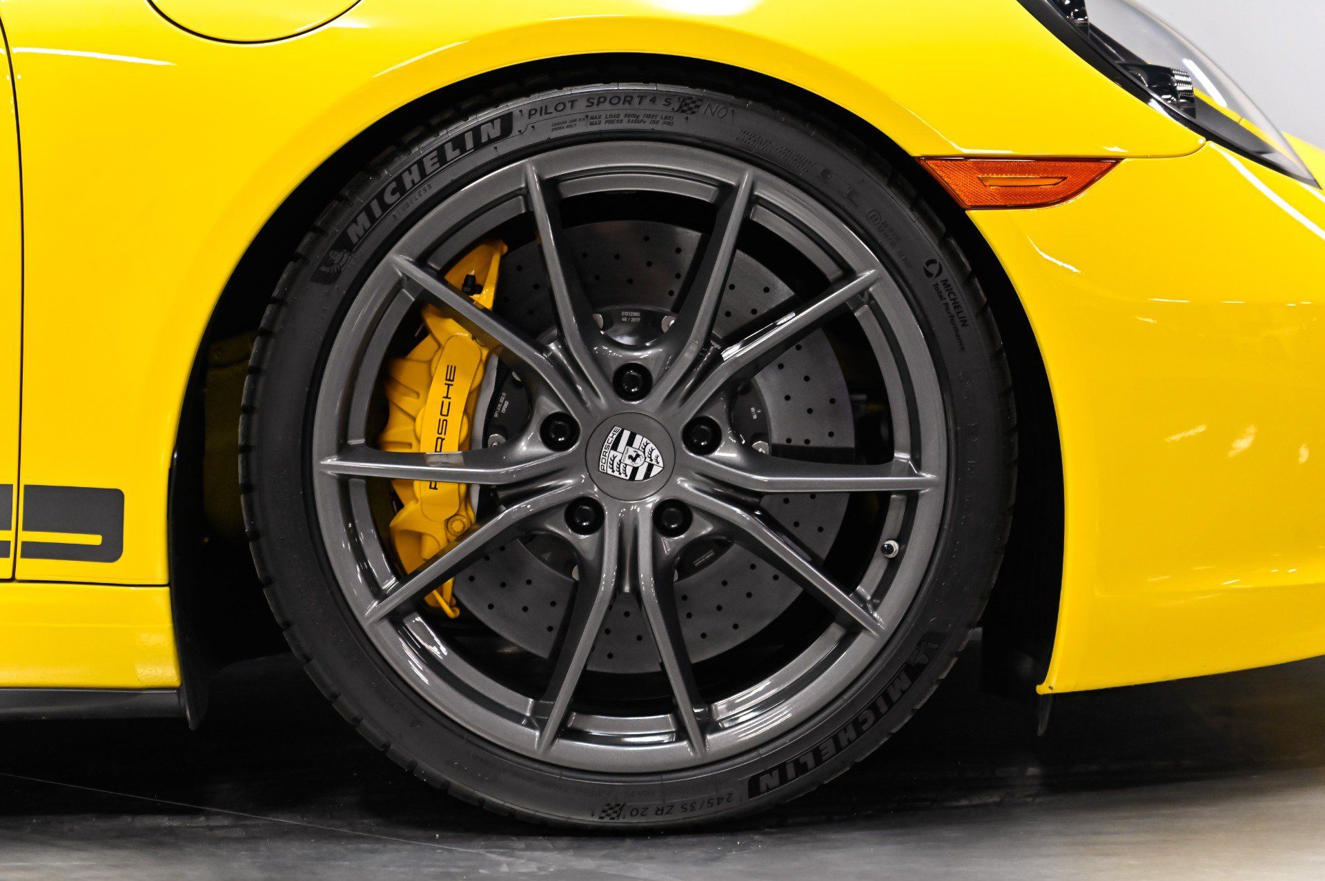 Used 2018 Porsche 911 Carrera T RWD image 18