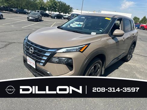 Used 2025 Nissan Rogue SV AWD/4WD image 15