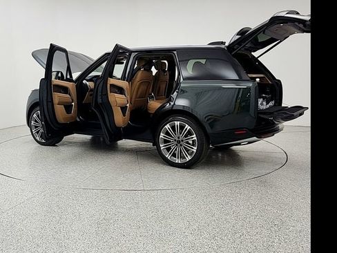New 2026 Land Rover Range Rover SE AWD/4WD image 12