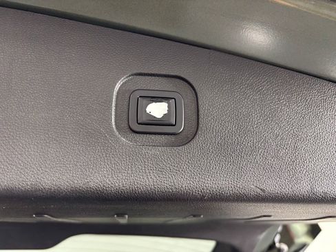 Used 2015 Chevrolet Equinox LT w/ Chrome Appearance Package image 32