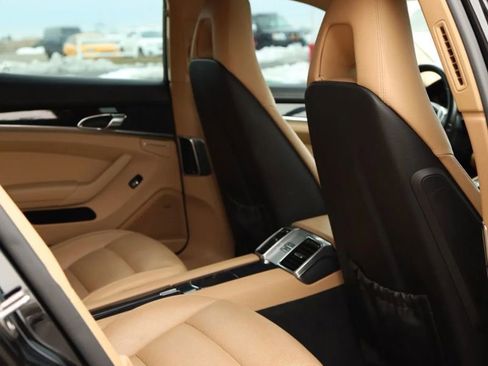 Used 2013 Porsche Panamera 4 Platinum Edition image 51
