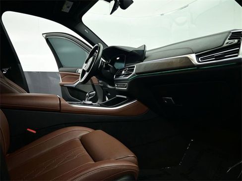 Used 2023 BMW X5 M50i w/ Executive Package image 29