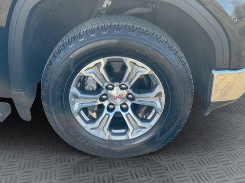 Used 2021 GMC Sierra 1500 SLT w/ X31 Off-Road Package image 28
