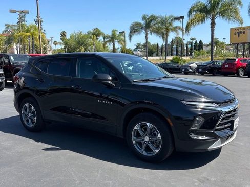 Used 2025 Chevrolet Blazer LT image 5