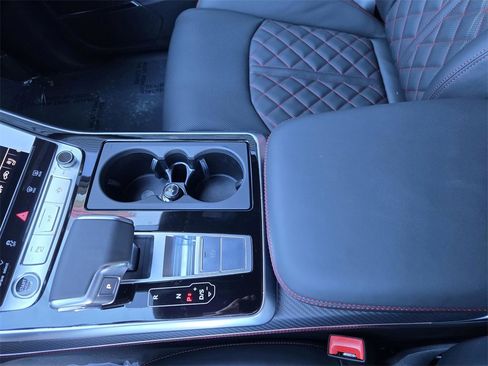 New 2026 Audi Q8 Prestige image 24