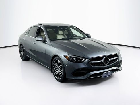 Used 2022 Mercedes-Benz C 300 4MATIC Sedan image 3