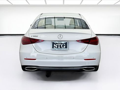 Used 2023 Mercedes-Benz C 300 Sedan image 5