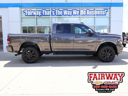 Used 2022 RAM 2500 Limited AWD/4WD image 1