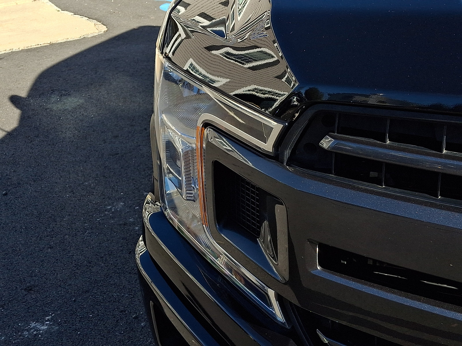 Used 2020 Ford F150 XLT w/ Equipment Group 302A Luxury AWD/4WD image 10
