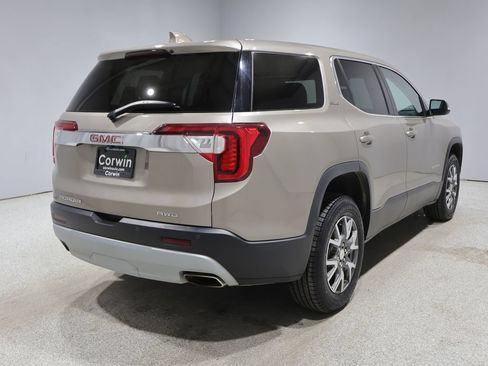 Used 2023 GMC Acadia SLE AWD/4WD image 2