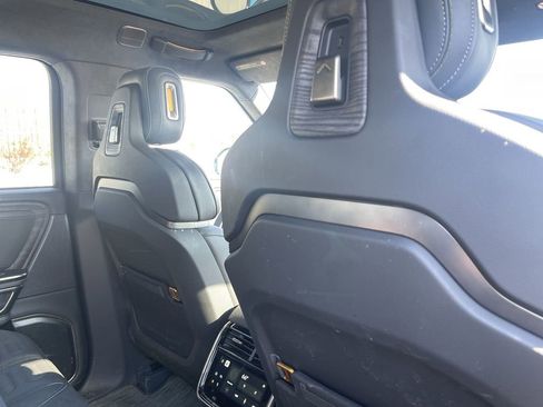 Used 2022 Rivian R1T Launch Edition image 25