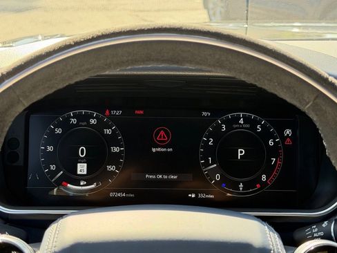 Used 2021 Land Rover Range Rover Sport HST image 18