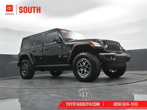 Used 2026 Jeep Wrangler Unlimited Rubicon AWD/4WD image 36