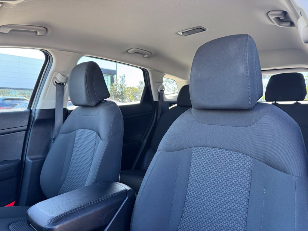 Used 2026 Kia Sportage LX FWD image 16