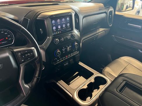 Used 2021 Chevrolet Silverado 1500 LT Trail Boss w/ Convenience Package II image 25
