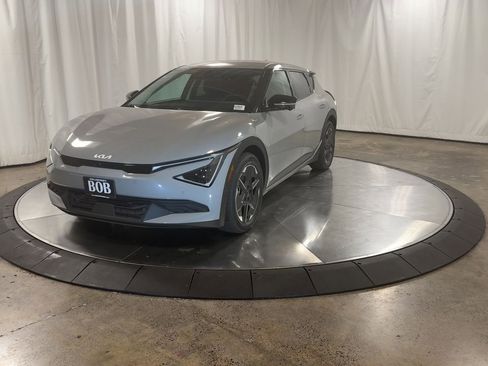 New 2025 Kia EV6 Light image 4