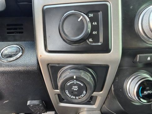 Used 2017 Ford F150 Lariat w/ Equipment Group 501A Mid AWD/4WD image 16