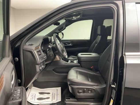 Certified 2023 Chevrolet Suburban High Country w/ LPO, Illumination Package image 14