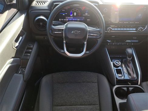 Used 2024 Chevrolet Colorado Z71 w/ Z71 Convenience Package 2 image 13