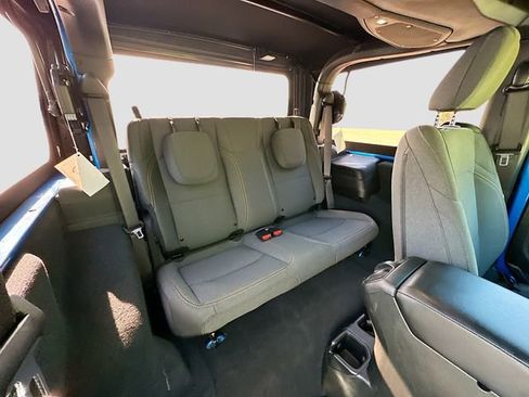 Used 2024 Jeep Wrangler Sport S image 25